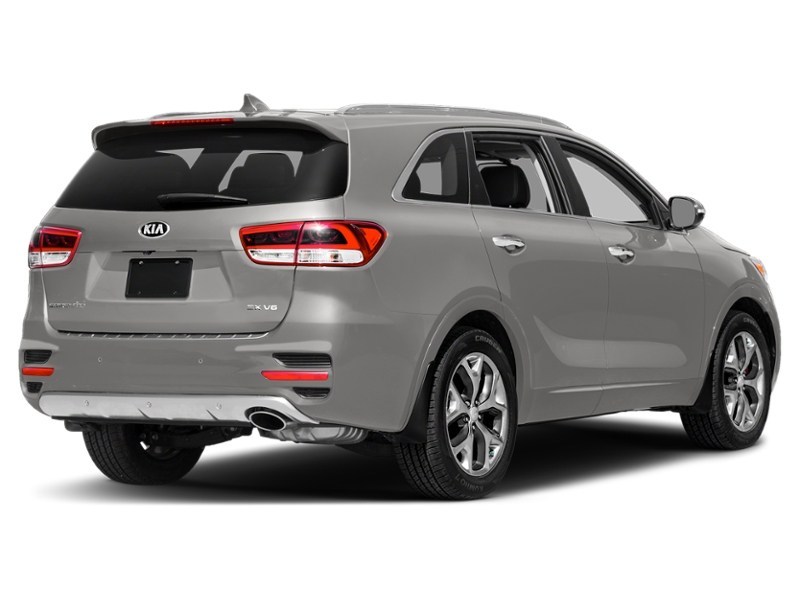 2016 Kia Sorento AWD 4dr 3.3L SX 7-Seater Titanium Silver Metallic  Shot 14