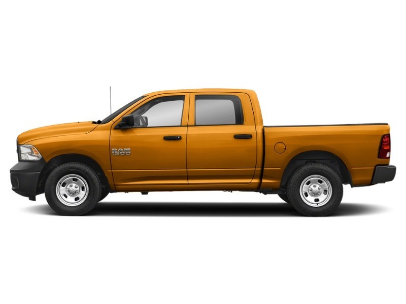 2020 RAM 1500 Classic Express 4x4 Crew Cab 5'7" Box