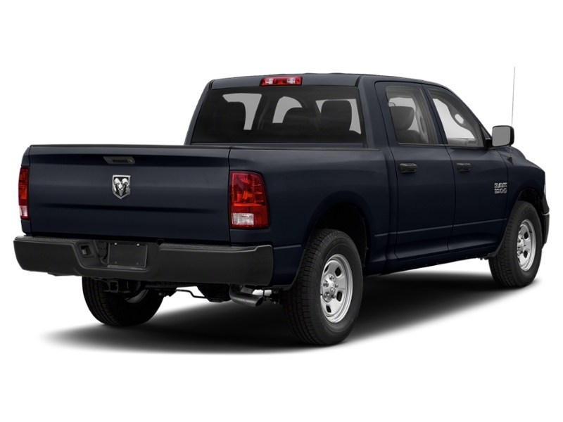2020 RAM 1500 Classic Express 4x4 Crew Cab 5'7" Box