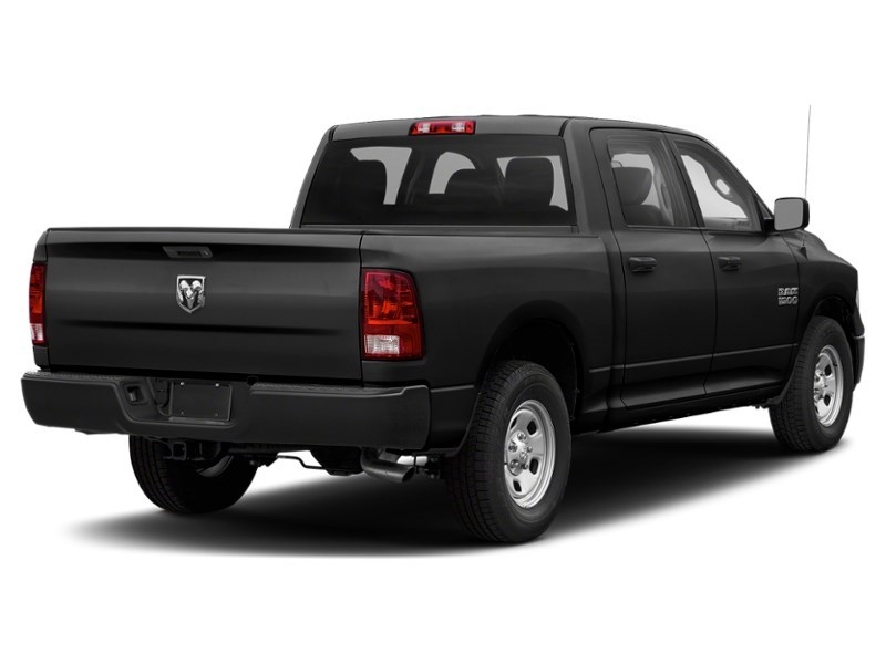 2020 RAM 1500 Classic Express 4x4 Crew Cab 5'7" Box Diamond Black Crystal Pearl  Shot 12