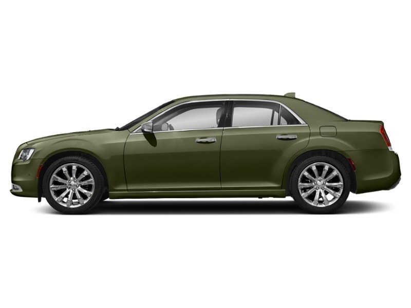 2018 Chrysler 300 300 Limited AWD Green Metallic  Shot 35