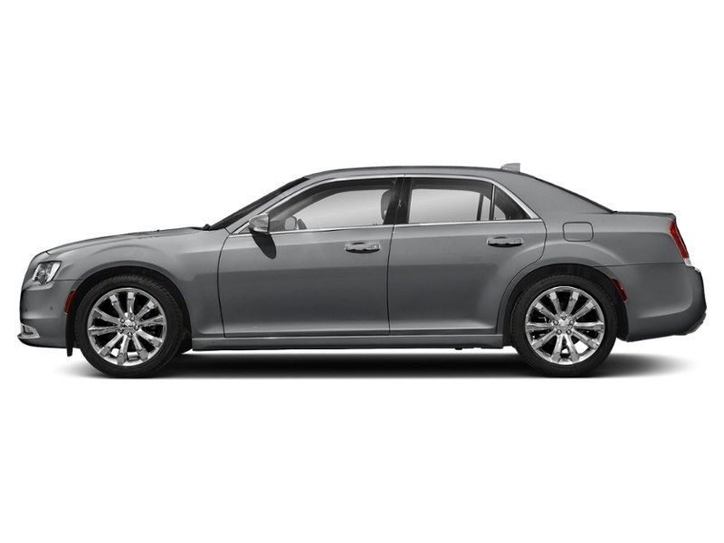 2018 Chrysler 300 300 Limited AWD Billet Metallic  Shot 51