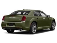 2018 Chrysler 300 300 Limited AWD Green Metallic  Shot 32