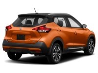 2020 Nissan Kicks SR FWD Monarch Orange/Super Black  Shot 42