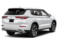2022 Mitsubishi Outlander SE S-AWC White Diamond  Shot 2