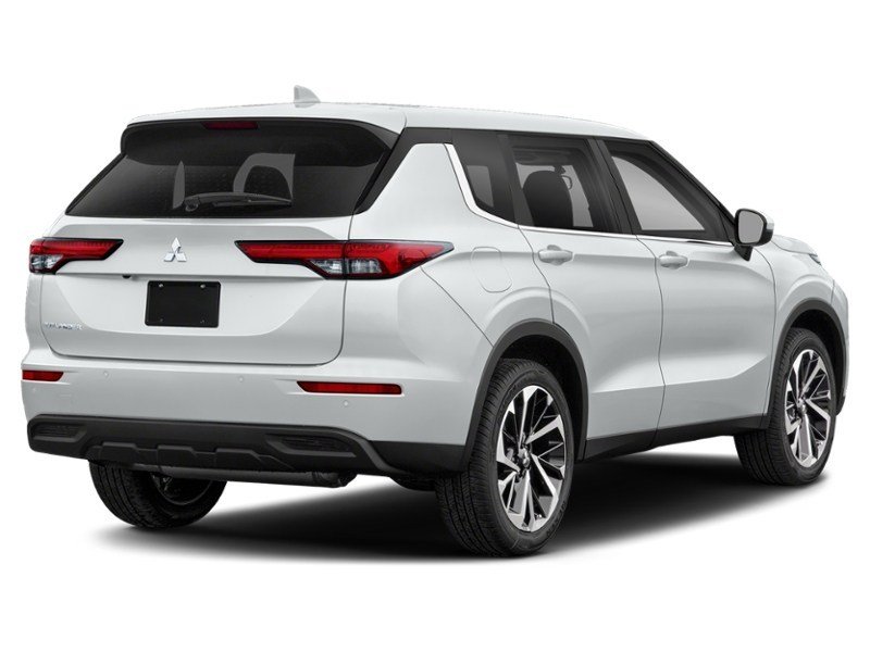 2022 Mitsubishi Outlander LE S-AWC White Diamond  Shot 2