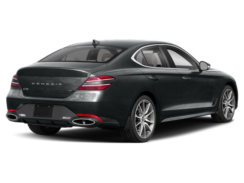 2022 Genesis G70 3.3T Sport Makalu Grey  Shot 2