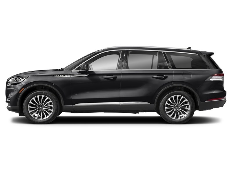 2023 Lincoln Aviator Reserve AWD Infinite Black Metallic Clearcoat  Shot 3