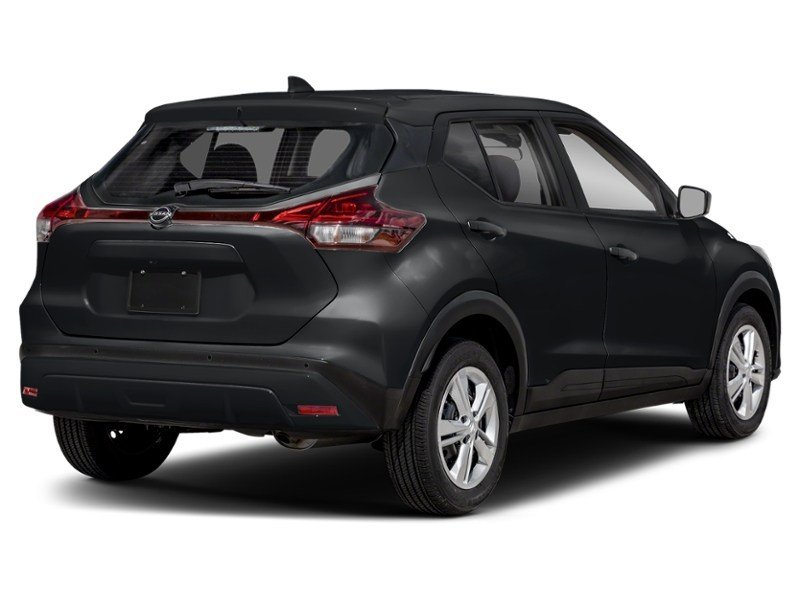 2022 Nissan Kicks S FWD