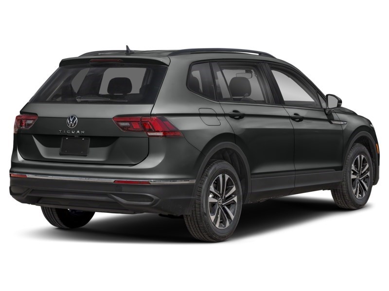2022 Volkswagen Tiguan Trendline 4MOTION Deep Black Pearl  Shot 13