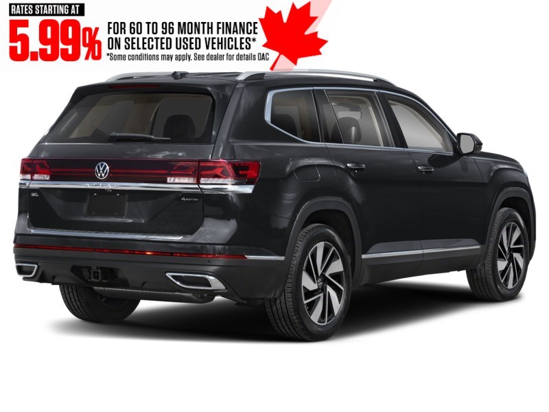 2024 Volkswagen Atlas Highline 2.0 TSI 4MOTION Deep Black Pearl  Shot 2