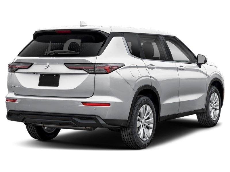 2025 Mitsubishi Outlander ES S-AWC Sterling Silver  Shot 8